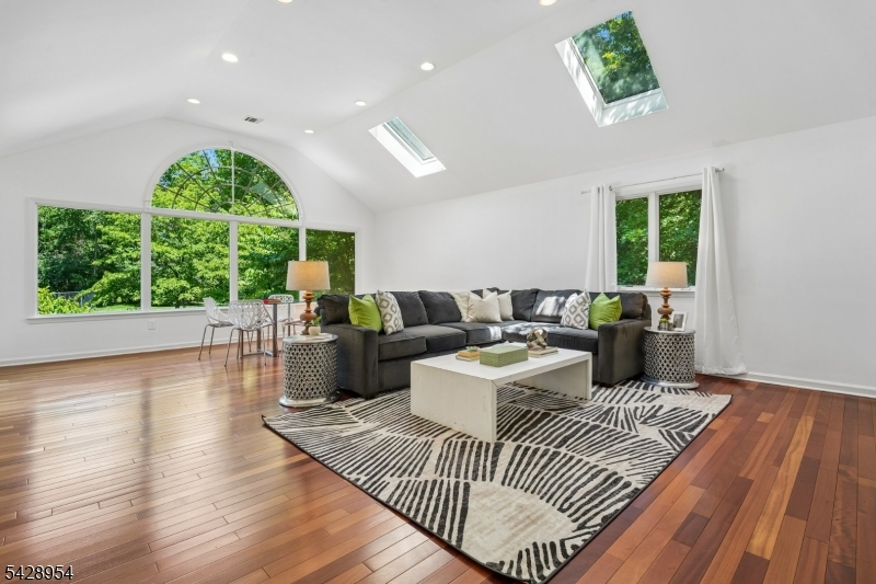 201 Parsonage Hill Road Short Hills, NJ 07078 - Photo 18 of 38