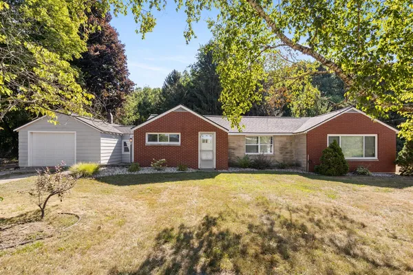 $315,000 | 6830 South Warner Avenue, Fremont, MI 49412