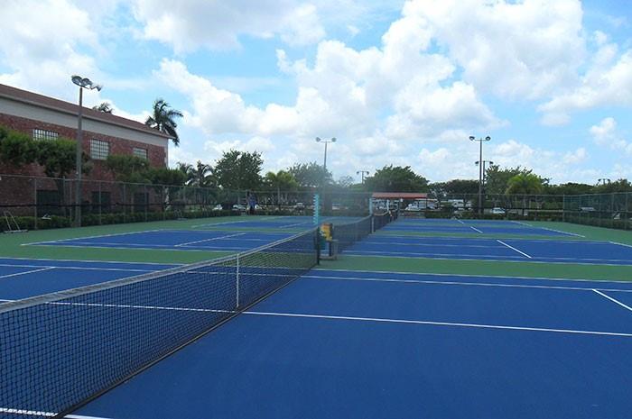 3022 Ainslie Drive, Unit 3022 Boca Raton, FL 33434 - Photo 28 of 29 a view of a tennis court