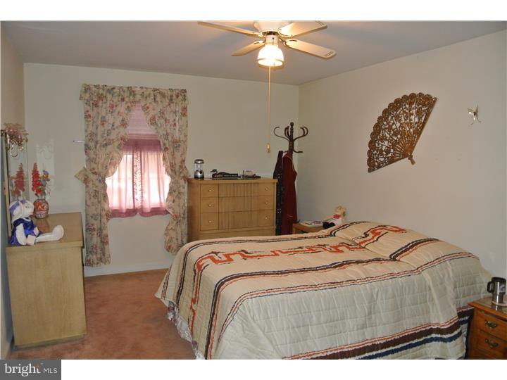 502 Bonsall Road Ridley Park, PA 19078 - Photo 6 of 14 Bedroom - Main