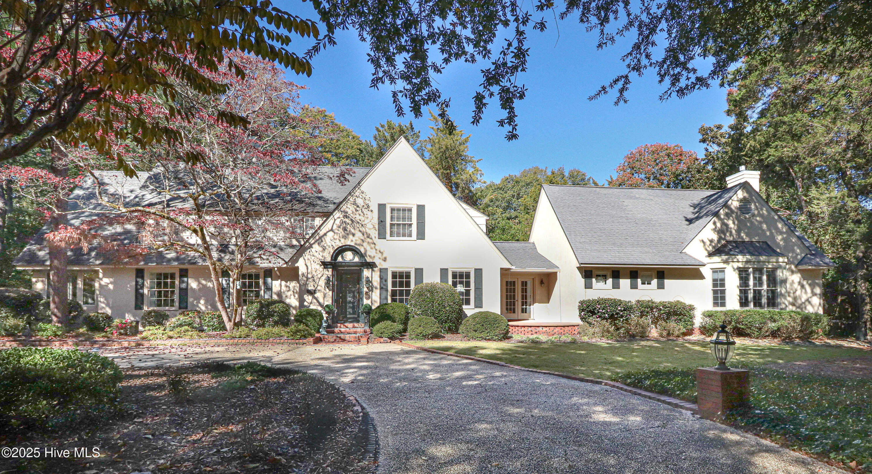 40 Culdee Main Front