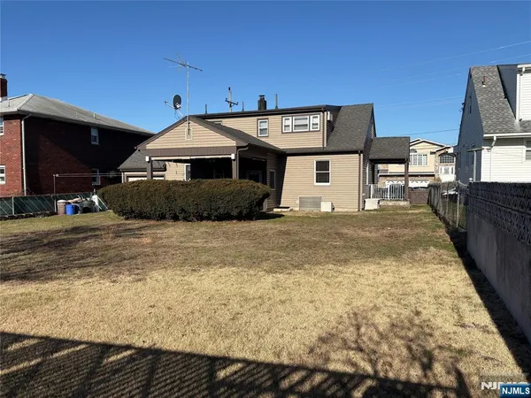 $699,000 | 739 Garden Street, Carlstadt, NJ 07072