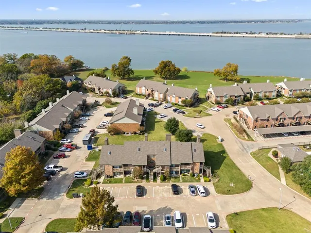 $215,000 | 1238 Signal Ridge Place, Rockwall, TX 75032