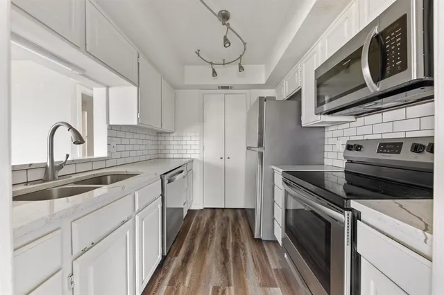 $215,000 | 1238 Signal Ridge Place, Rockwall, TX 75032