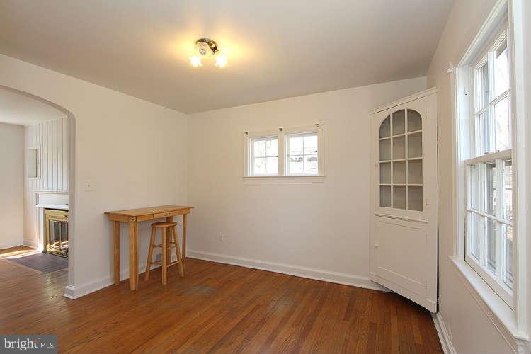 405 Thayer Place Silver Spring, MD 20910 - Photo 6 of 20 Dining Room1