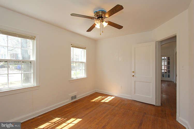 405 Thayer Place Silver Spring, MD 20910 - Photo 9 of 20 Bedroom1