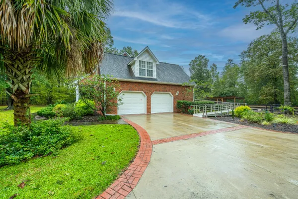 $1,075,000 | 1155 Highway 61, Ridgeville, SC 29472