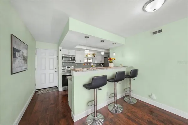 $205,000 | 8606 Palm Lane, Unit 116, Temple Terrace, FL 33637