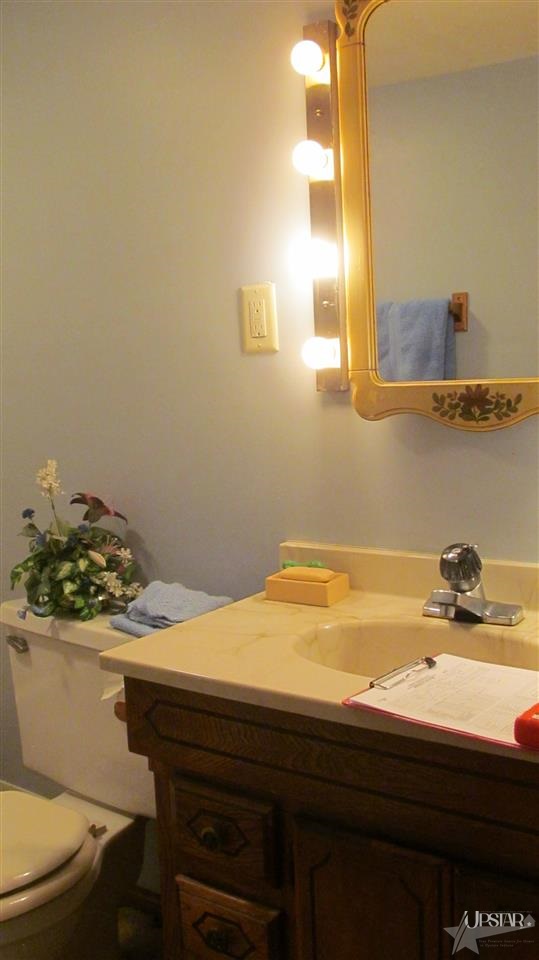 9904 Carroll Road Churubusco, IN 46723 - Photo 22 of 30 Gallery Image 22