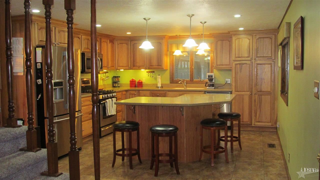 9904 Carroll Road Churubusco, IN 46723 - Photo 6 of 30 Gallery Image 6