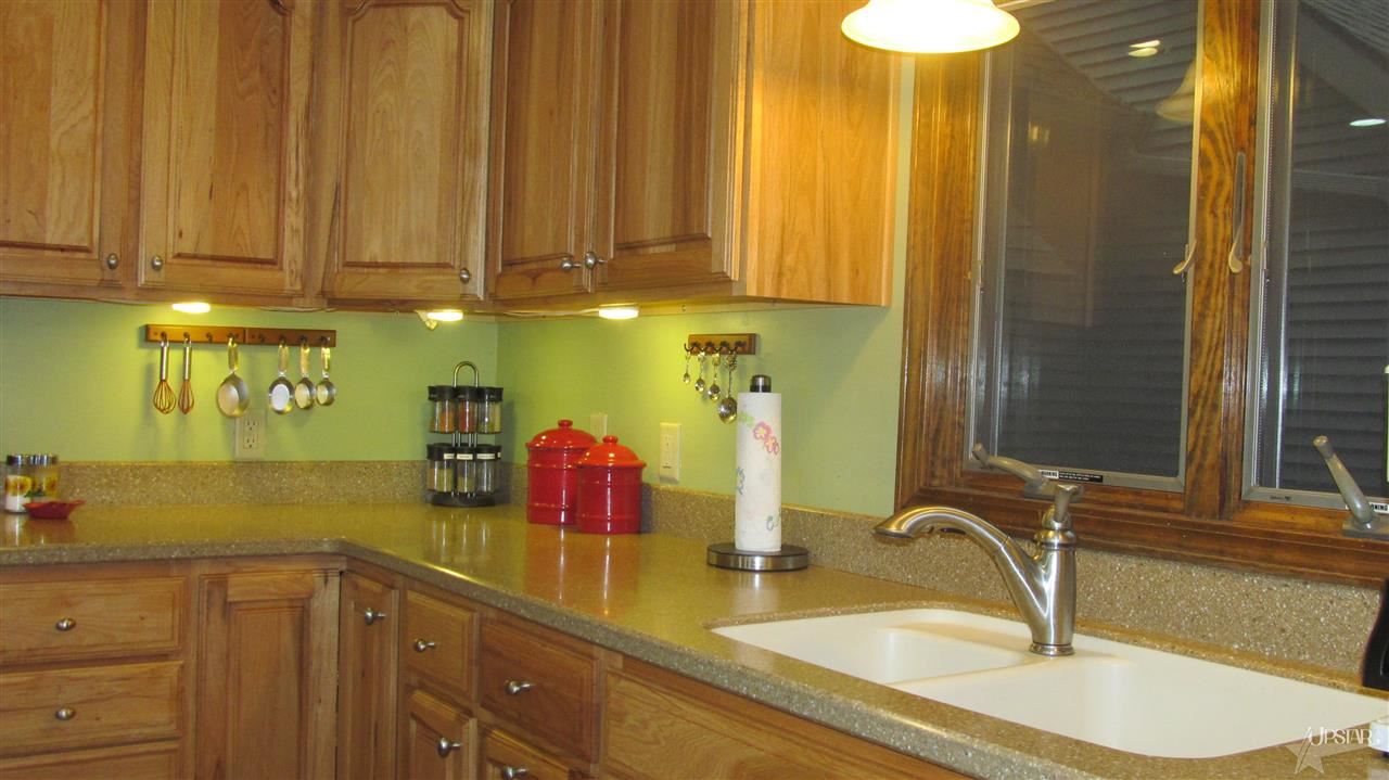 9904 Carroll Road Churubusco, IN 46723 - Photo 10 of 30 Gallery Image 10