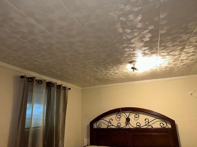 92 Vaughn Spur Northeast Cartersville, GA 30121 - Photo 37 of 50 a view of a hallway with windows