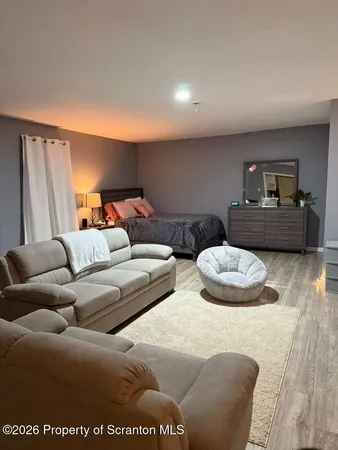 $925 | 125 North River Street, Unit D, Olyphant, PA 18447