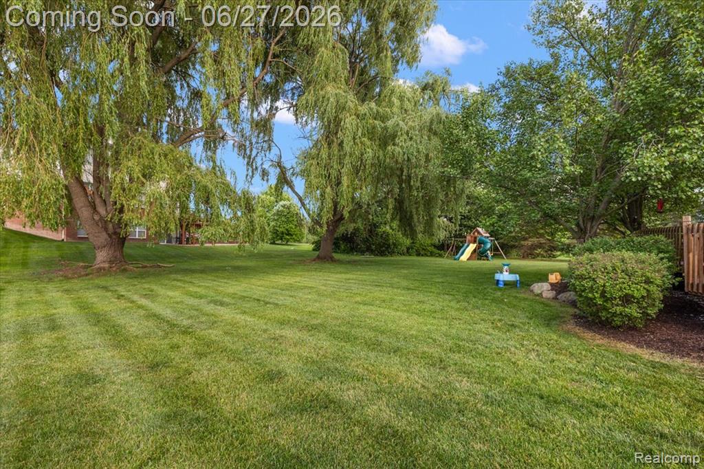 4193 Oak Tree Circle Rochester, MI 48306 - Photo 71 of 72