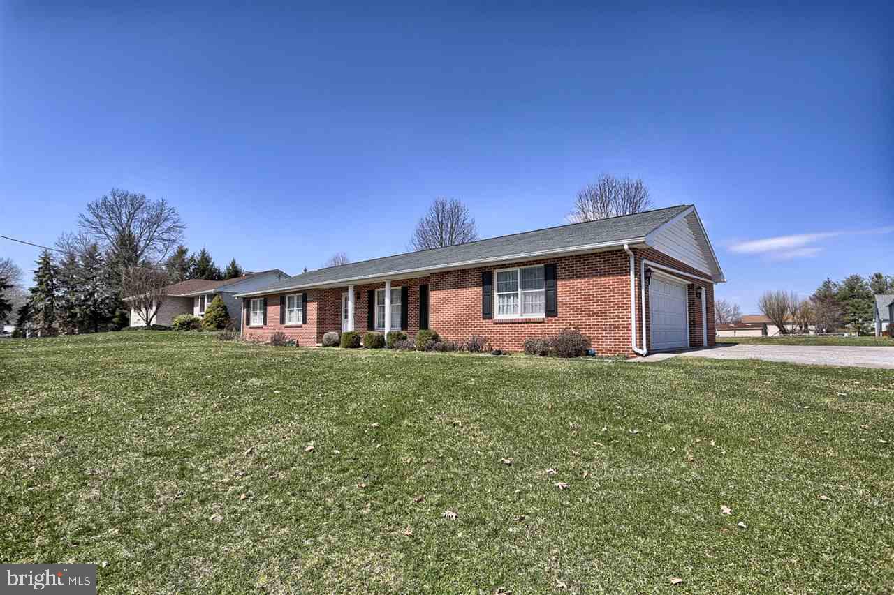 4401 Davidsburg Road Dover, PA 17315 - Photo 3 of 35 Gallery Image 3