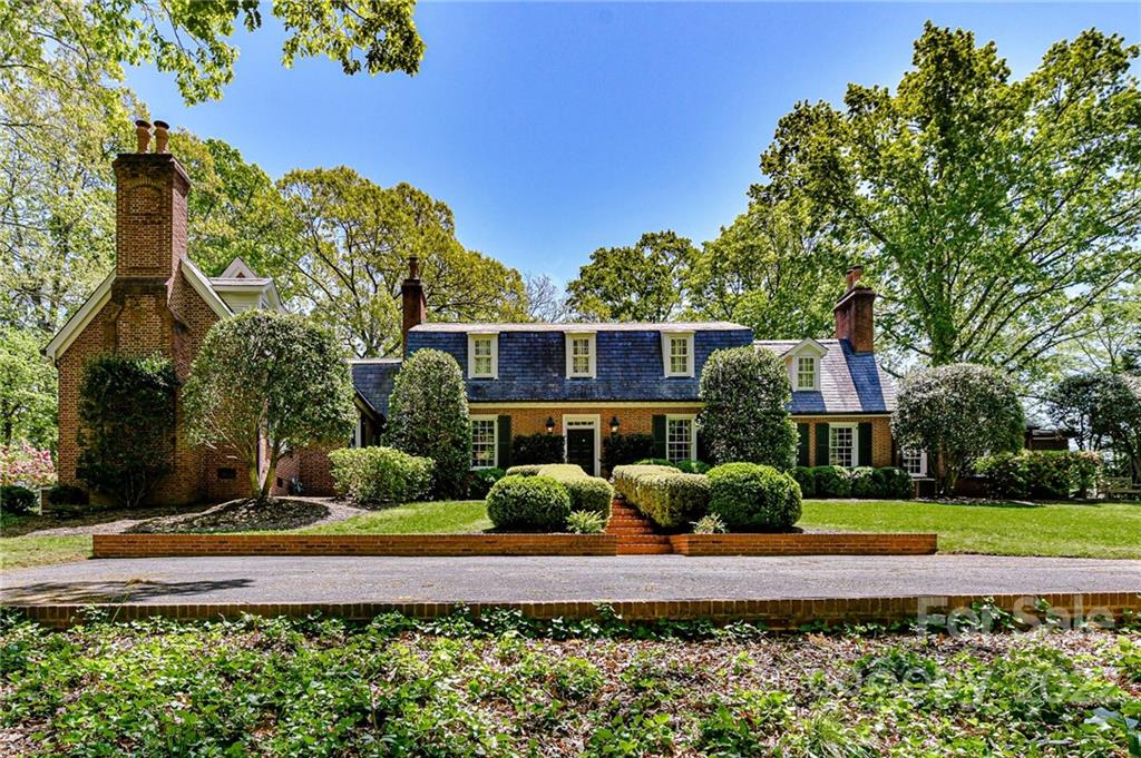 5135 Hardison Road Charlotte, NC 28226 - Photo 1 of 48 Gallery Image 1