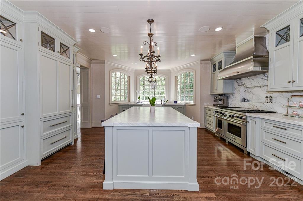 5135 Hardison Road Charlotte, NC 28226 - Photo 11 of 48 Gallery Image 11