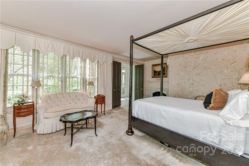 5135 Hardison Road Charlotte, NC 28226 - Photo 23 of 48 Gallery Image 23