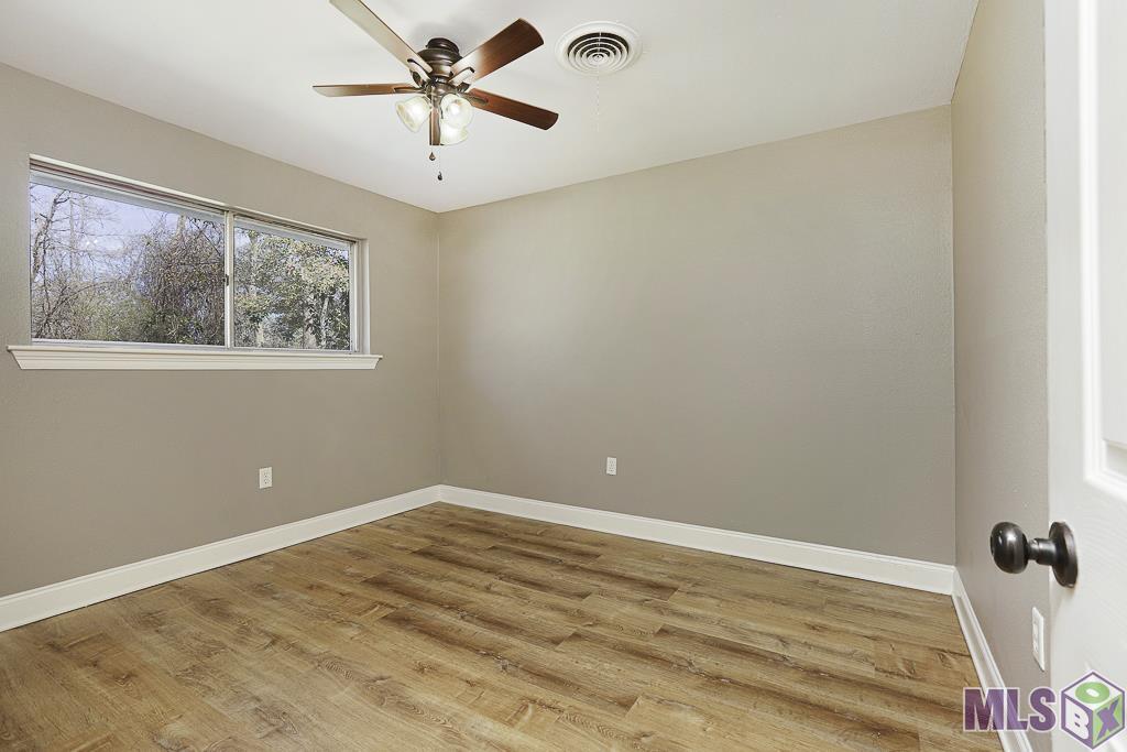 634 East Rome Street Gonzales, LA 70737 - Photo 11 of 17