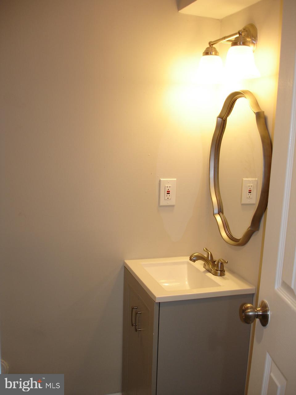 5404 Leith Road Baltimore, MD 21239 - Photo 15 of 35 Gallery Image 15