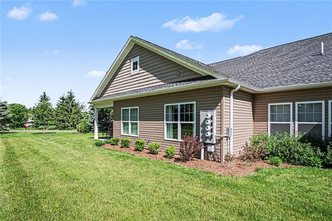 103 Rivers Run Henrietta, NY 14586 - Photo 34 of 36
