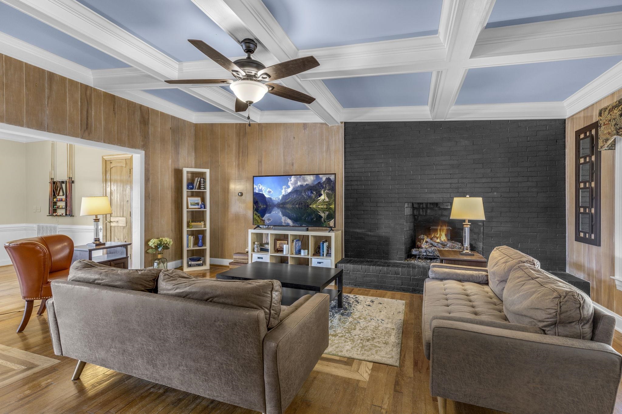 10 Scout Road Greenville, SC 29611 - Photo 5 of 48