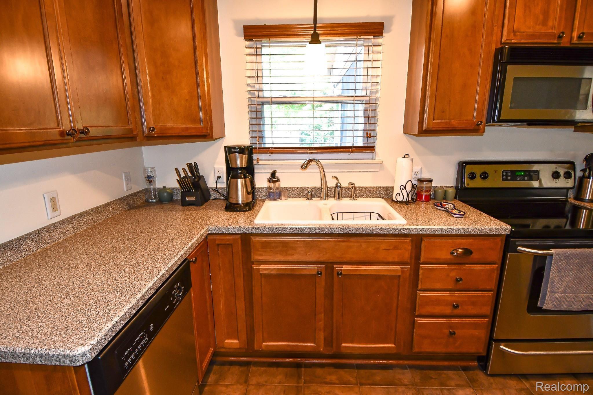 10801 Hensell Road Holly, MI 48442 - Photo 8 of 40 DSC_4698.jpg