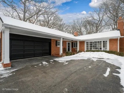 $1,295,000 | 2775 Sheridan Road, Evanston, IL 60201