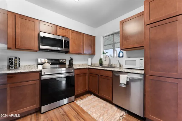 $2,800 | 6109 West Marconi Avenue, Glendale, AZ 85306