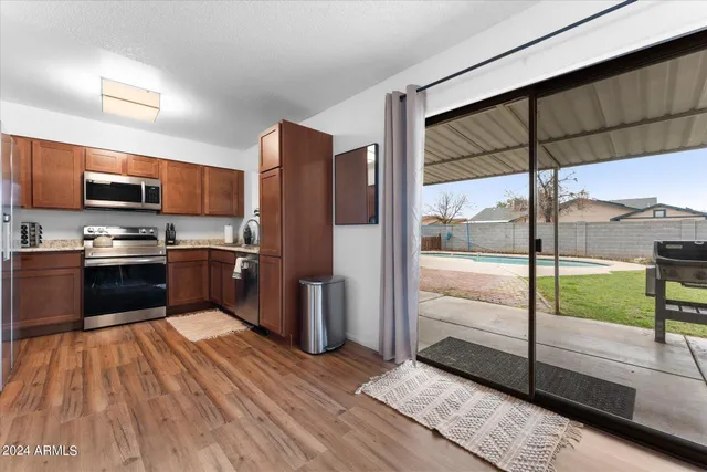 $2,800 | 6109 West Marconi Avenue, Glendale, AZ 85306