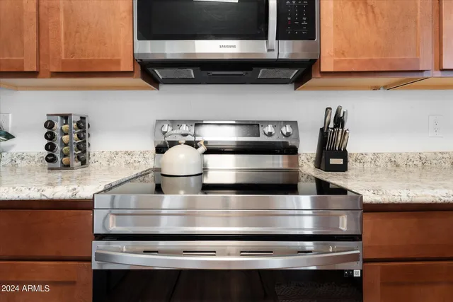 $2,800 | 6109 West Marconi Avenue, Glendale, AZ 85306