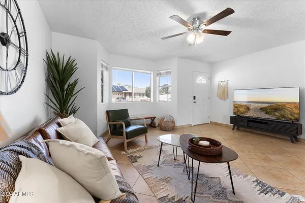 $2,800 | 6109 West Marconi Avenue, Glendale, AZ 85306