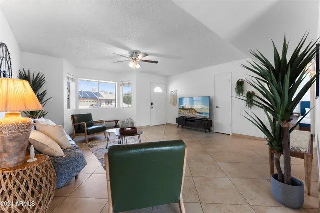 $2,800 | 6109 West Marconi Avenue, Glendale, AZ 85306