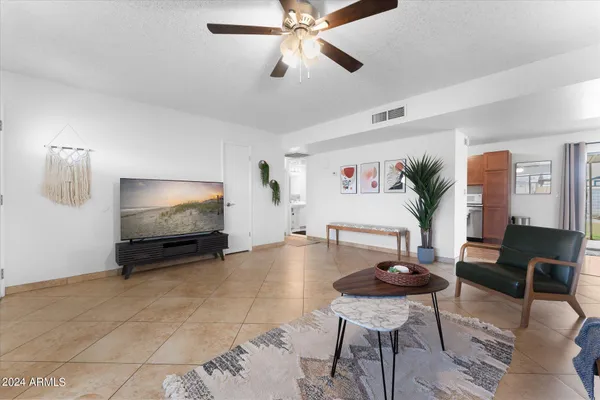 $2,800 | 6109 West Marconi Avenue, Glendale, AZ 85306