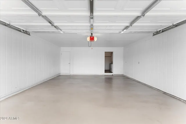 $2,800 | 6109 West Marconi Avenue, Glendale, AZ 85306