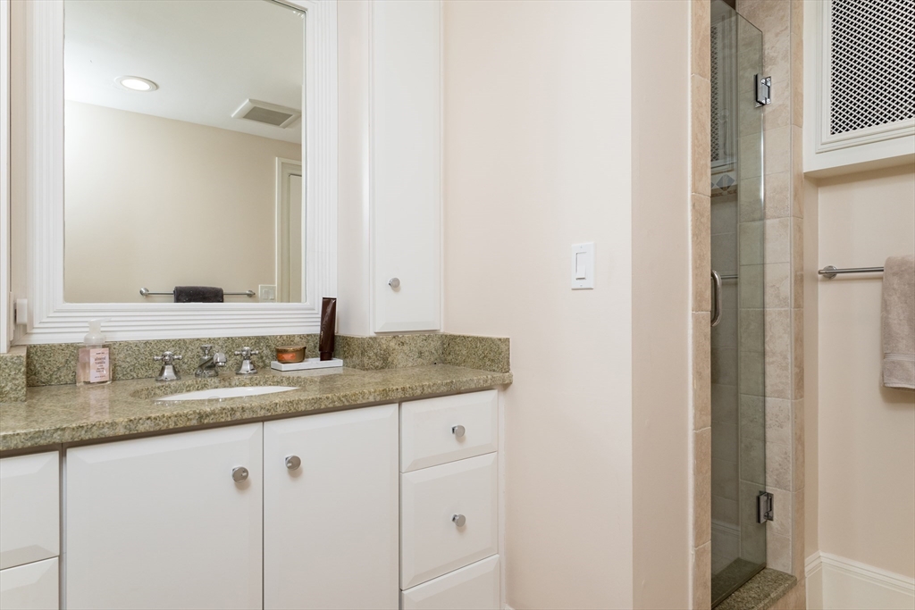 50 Commonwealth Avenue, Unit 605 Boston, MA 02116 - Photo 17 of 21