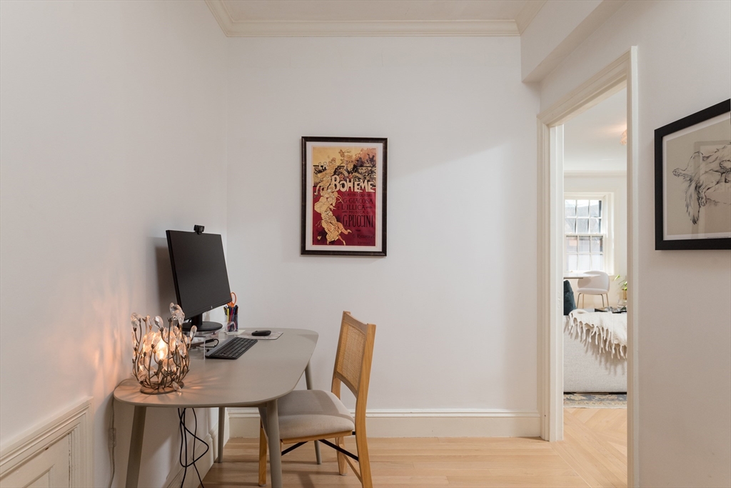 50 Commonwealth Avenue, Unit 605 Boston, MA 02116 - Photo 10 of 21