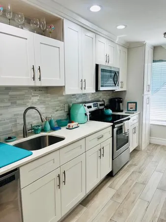 $2,200 | 1630 Northwest 18th Avenue, Unit 103, Delray Beach, FL 33445
