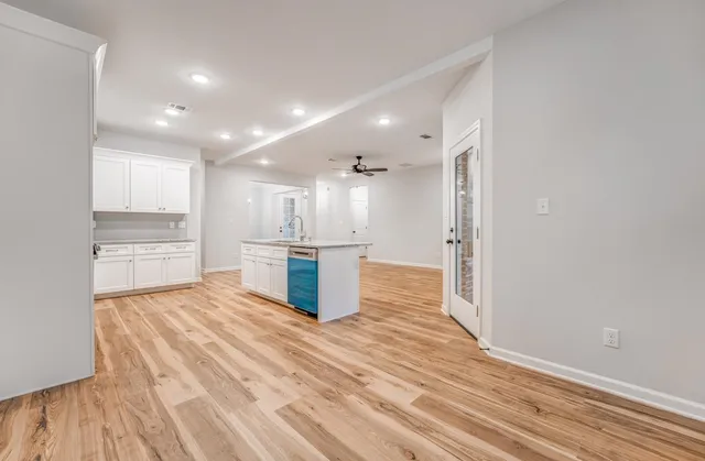 $394,950 | 185 Valleyview Lane, Oakland, TN 38060