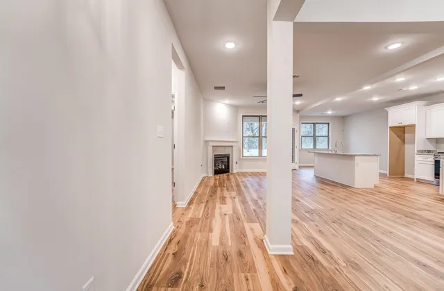 $394,950 | 185 Valleyview Lane, Oakland, TN 38060