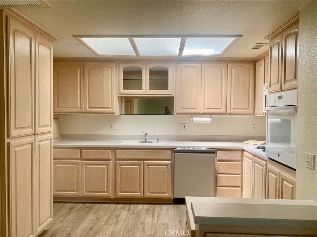 1670 Interlachen Road Seal Beach, CA 90740 - Photo 16 of 44 KITCHEN