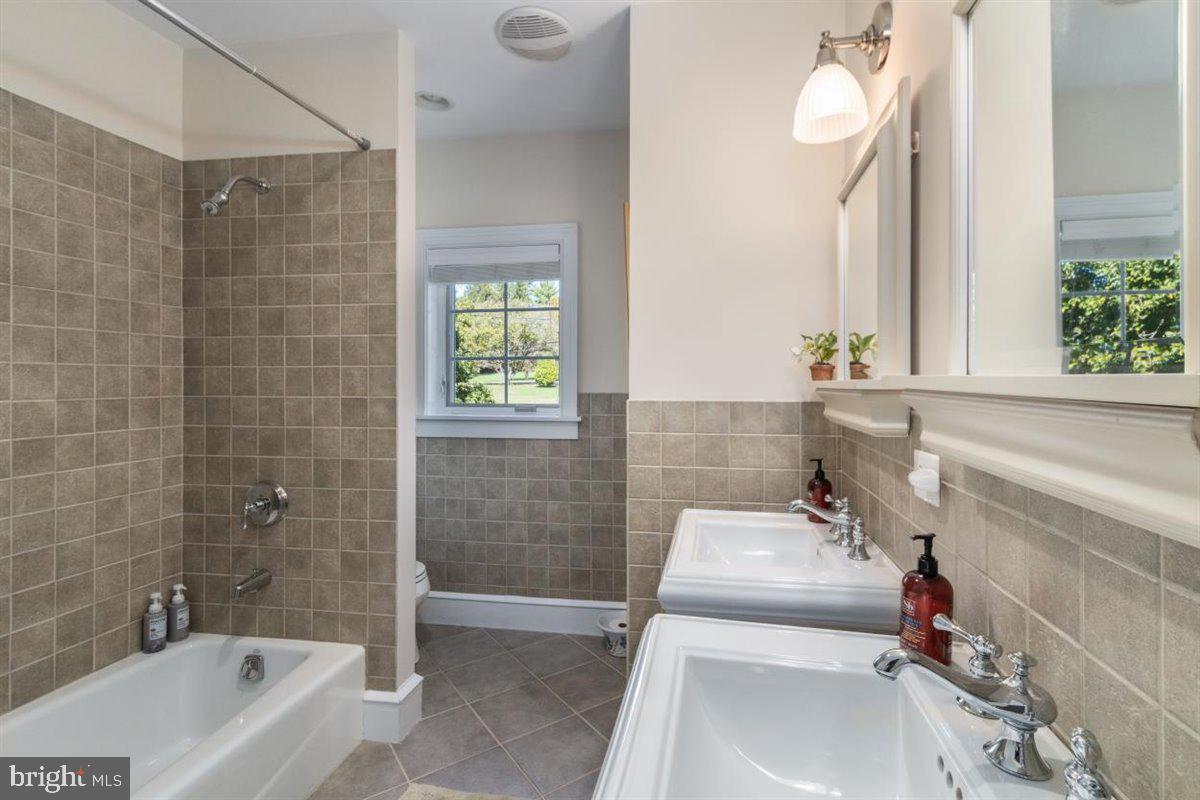 6000 Cricket Road Flourtown, PA 19031 - Photo 31 of 47 Gallery Image 31