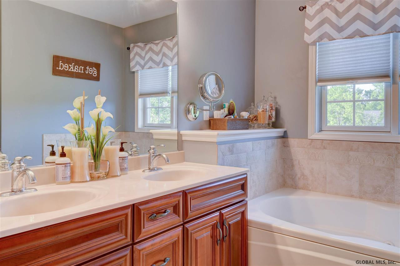 5 Charterpoint Road Colonie, NY 12189 - Photo 42 of 56 Photo 42