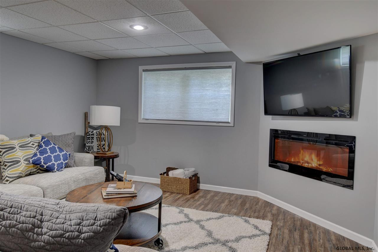 5 Charterpoint Road Colonie, NY 12189 - Photo 46 of 56 Photo 46