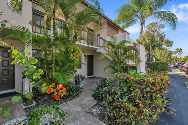 $2,000 | 9866 Nob Hill Court, Unit 9866, Sunrise, FL 33351