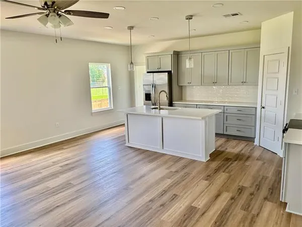 $239,900 | 2444 Huey P Long Avenue, Gretna, LA 70053
