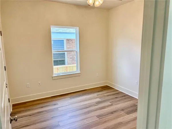 $239,900 | 2444 Huey P Long Avenue, Gretna, LA 70053
