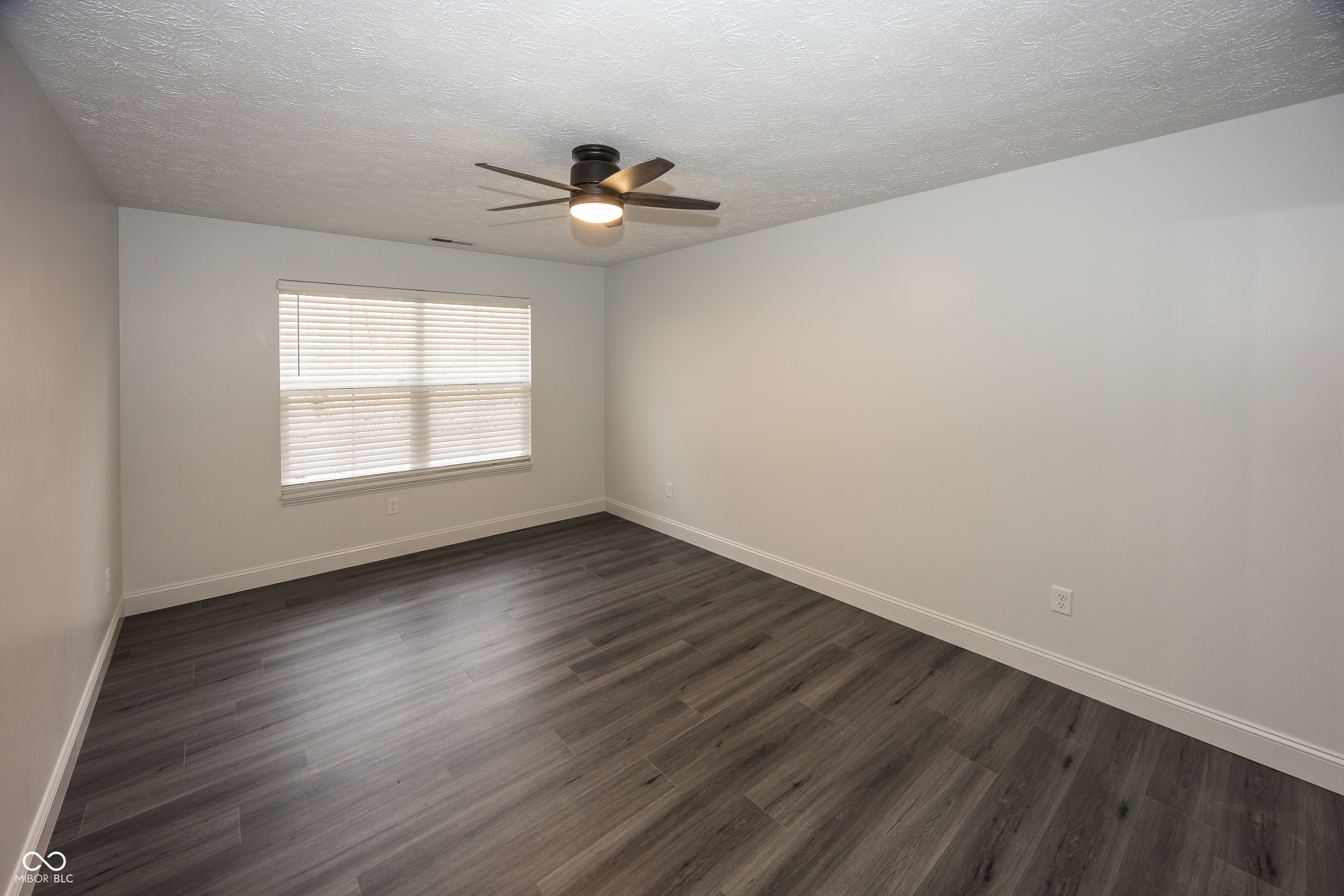 2914 Rothe Lane Indianapolis, IN 46229 - Photo 17 of 24 Gallery Image 17