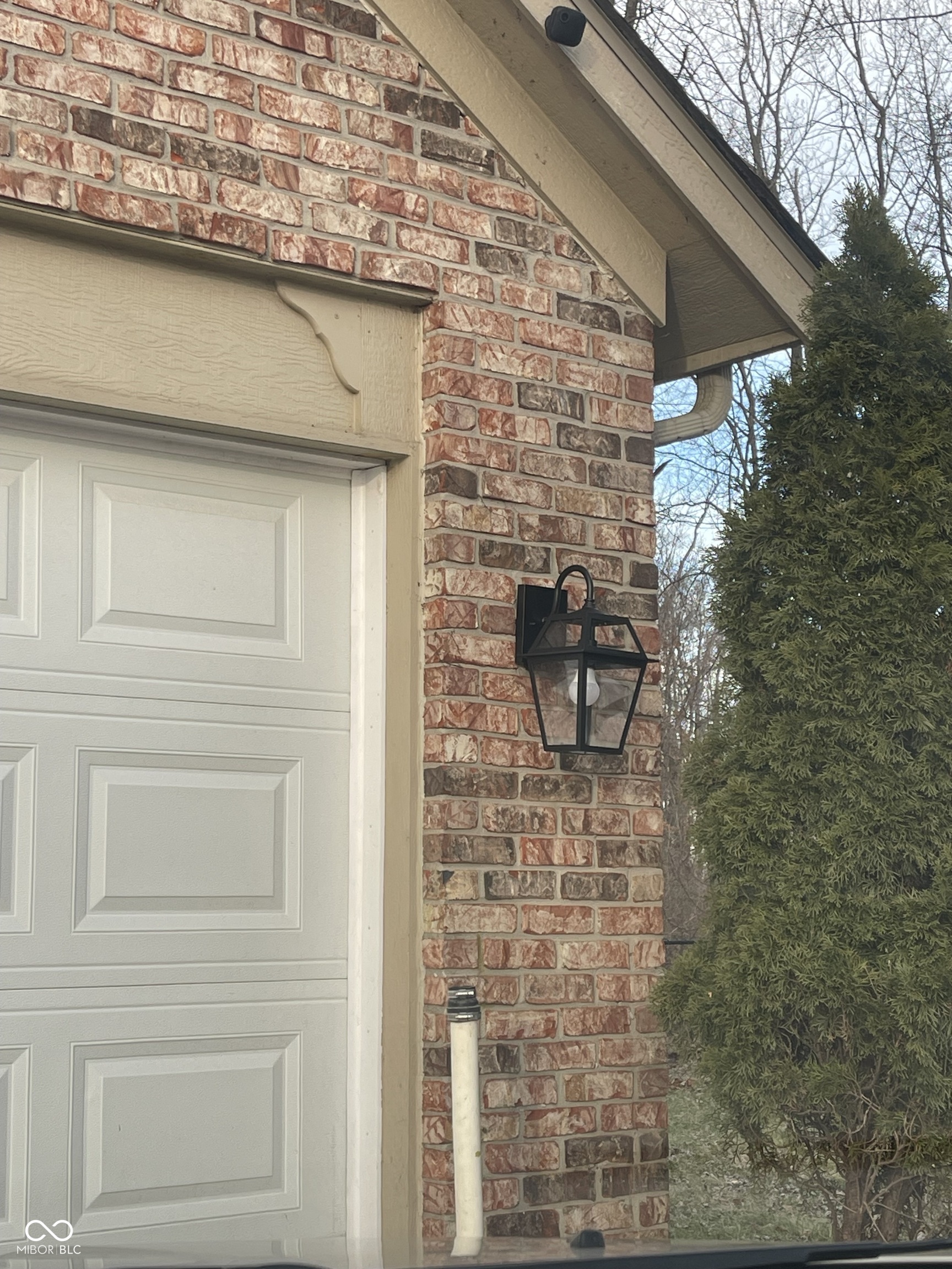 2914 Rothe Lane Indianapolis, IN 46229 - Photo 2 of 24 Gallery Image 2