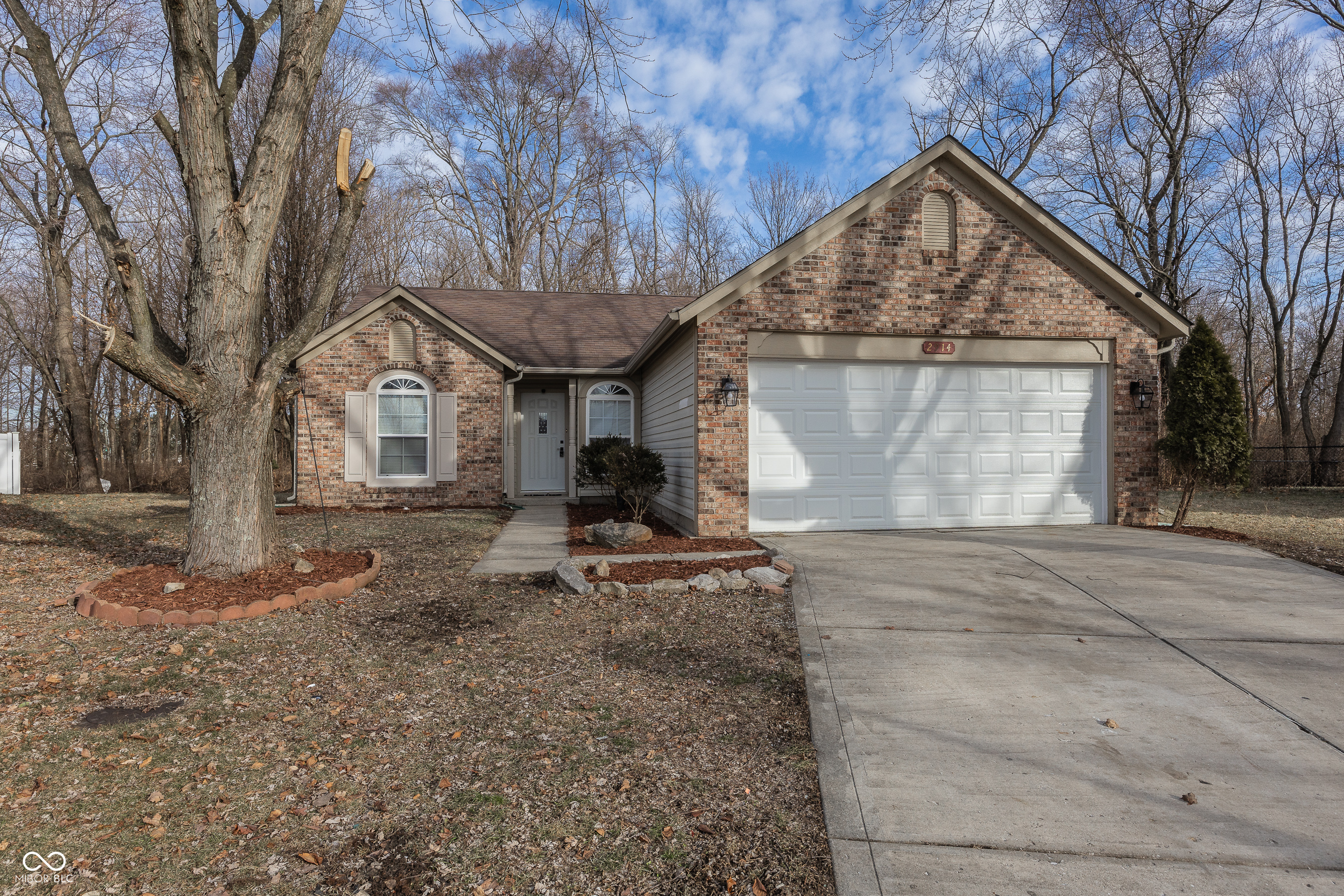 2914 Rothe Lane Indianapolis, IN 46229 - Photo 4 of 24 Gallery Image 4